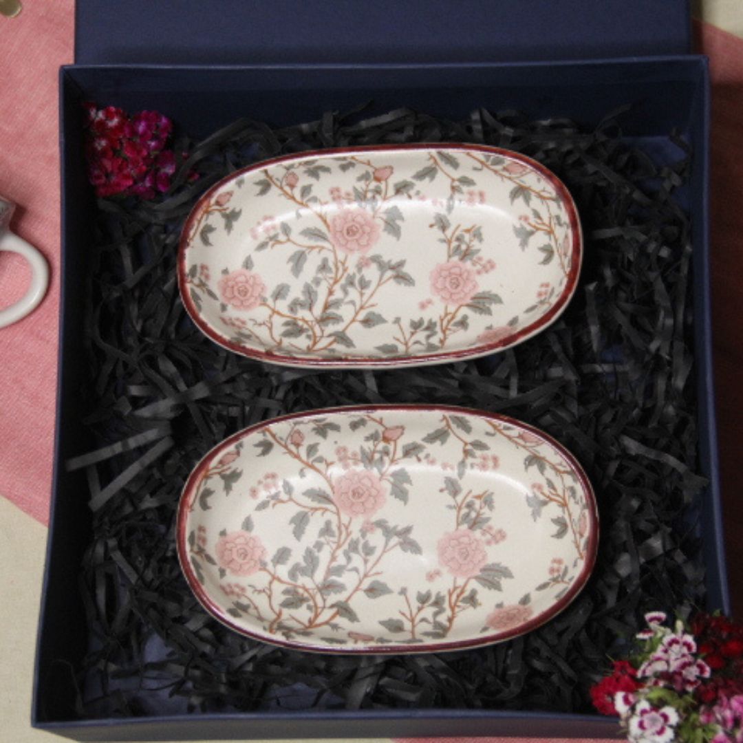 Dreamy floral teaplates