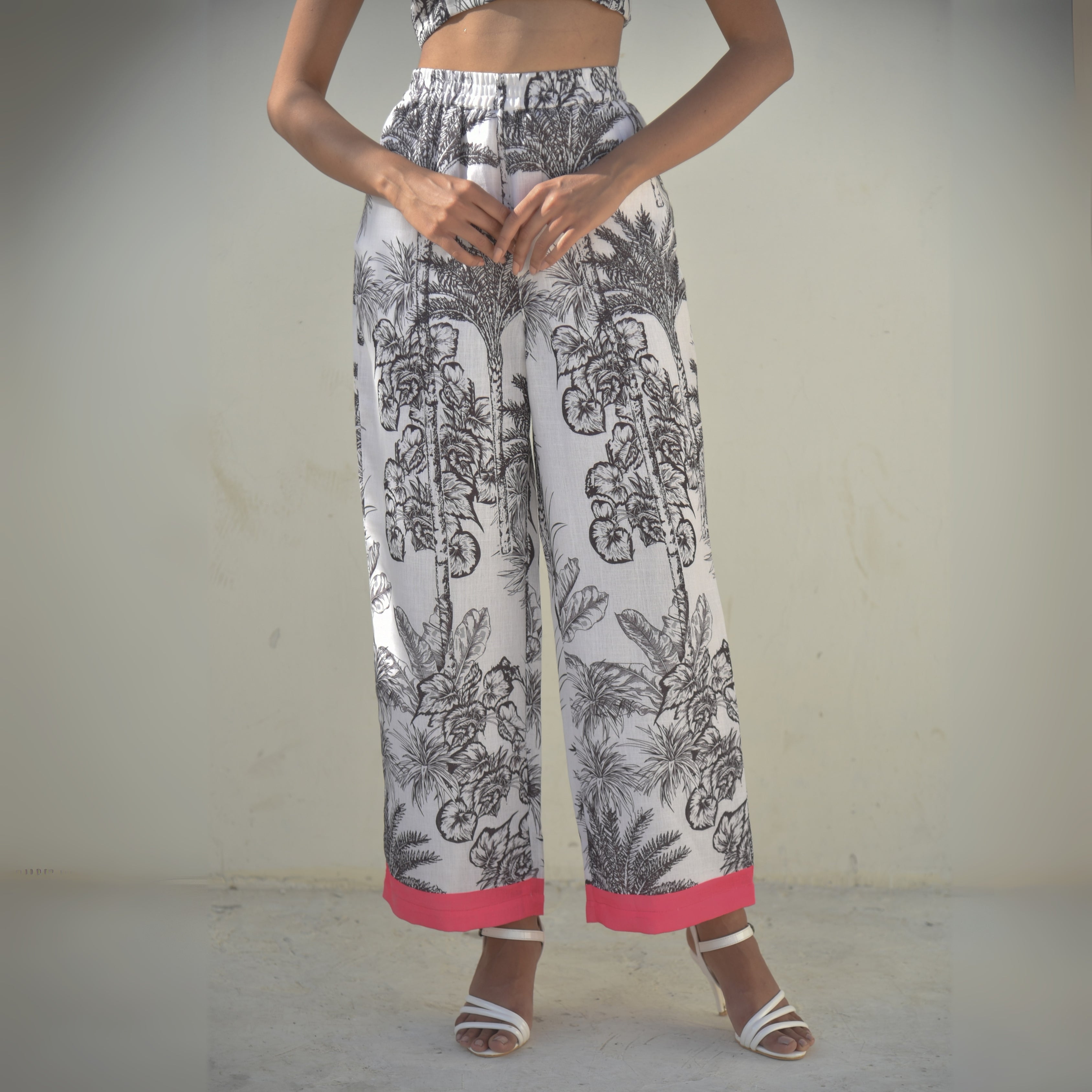 Noir Breeze – Tropical Monochrome Co-ord Set