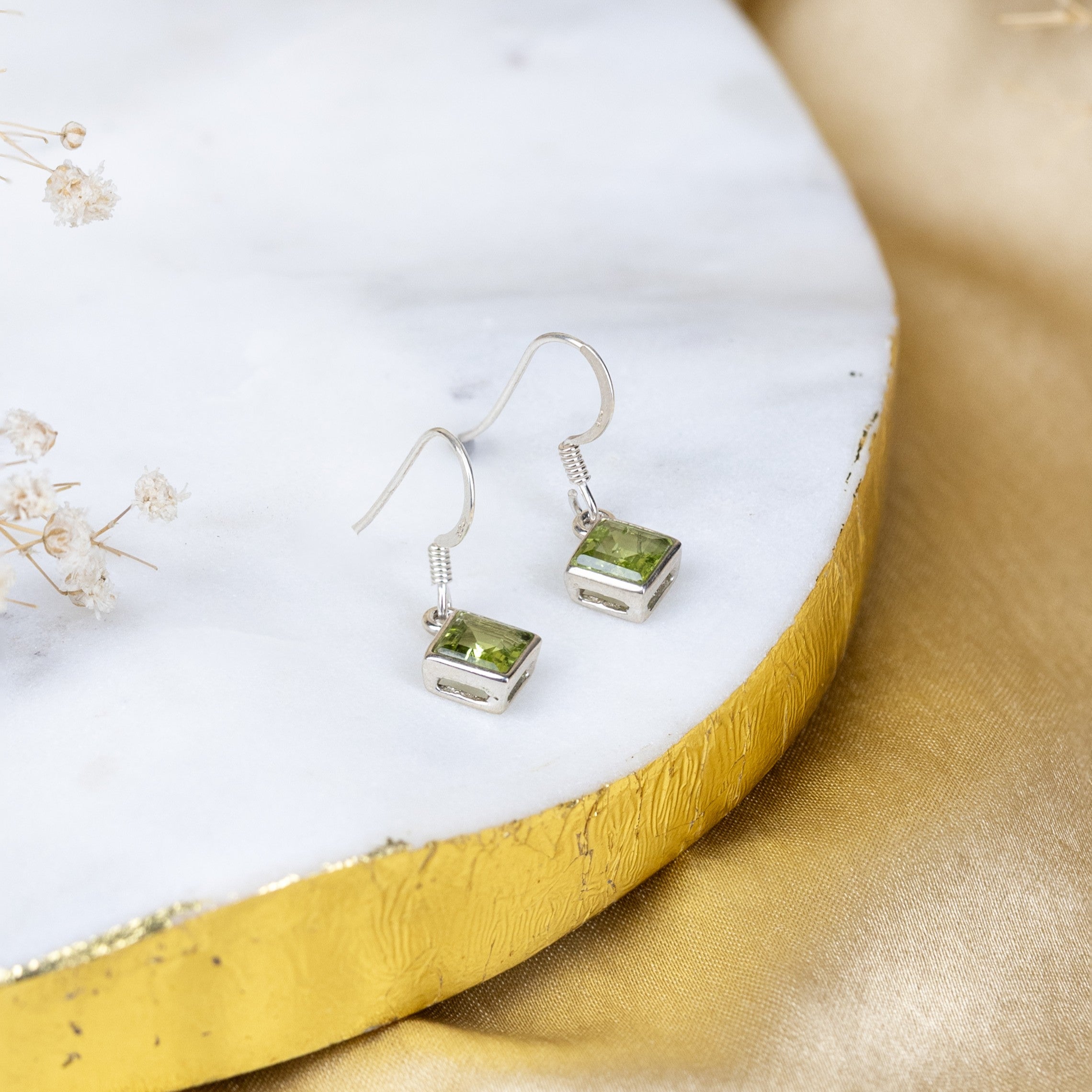 Perivolve Earrings in 92.5 Sterling Silver [ Peridot oval]