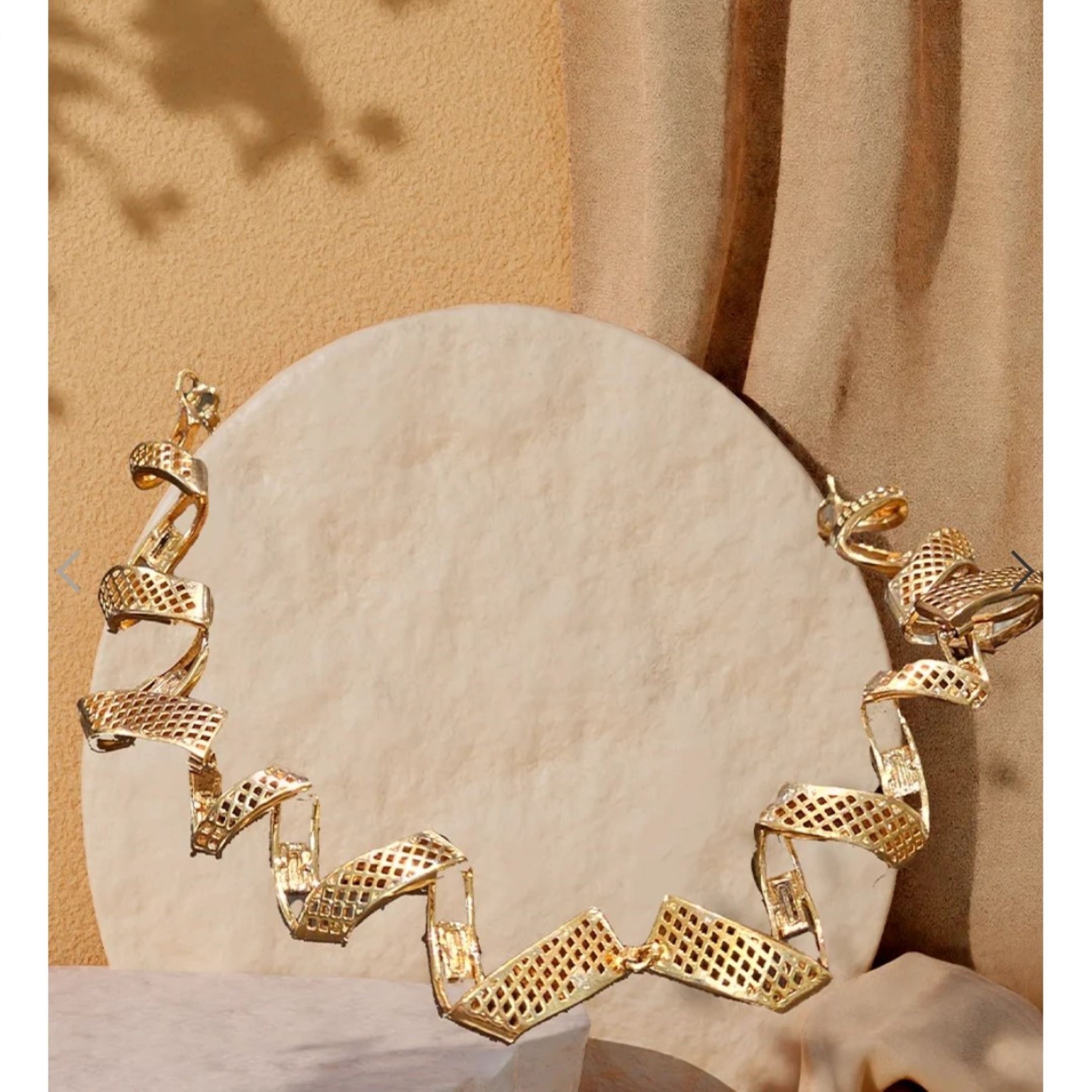 Spirale Neckpiece