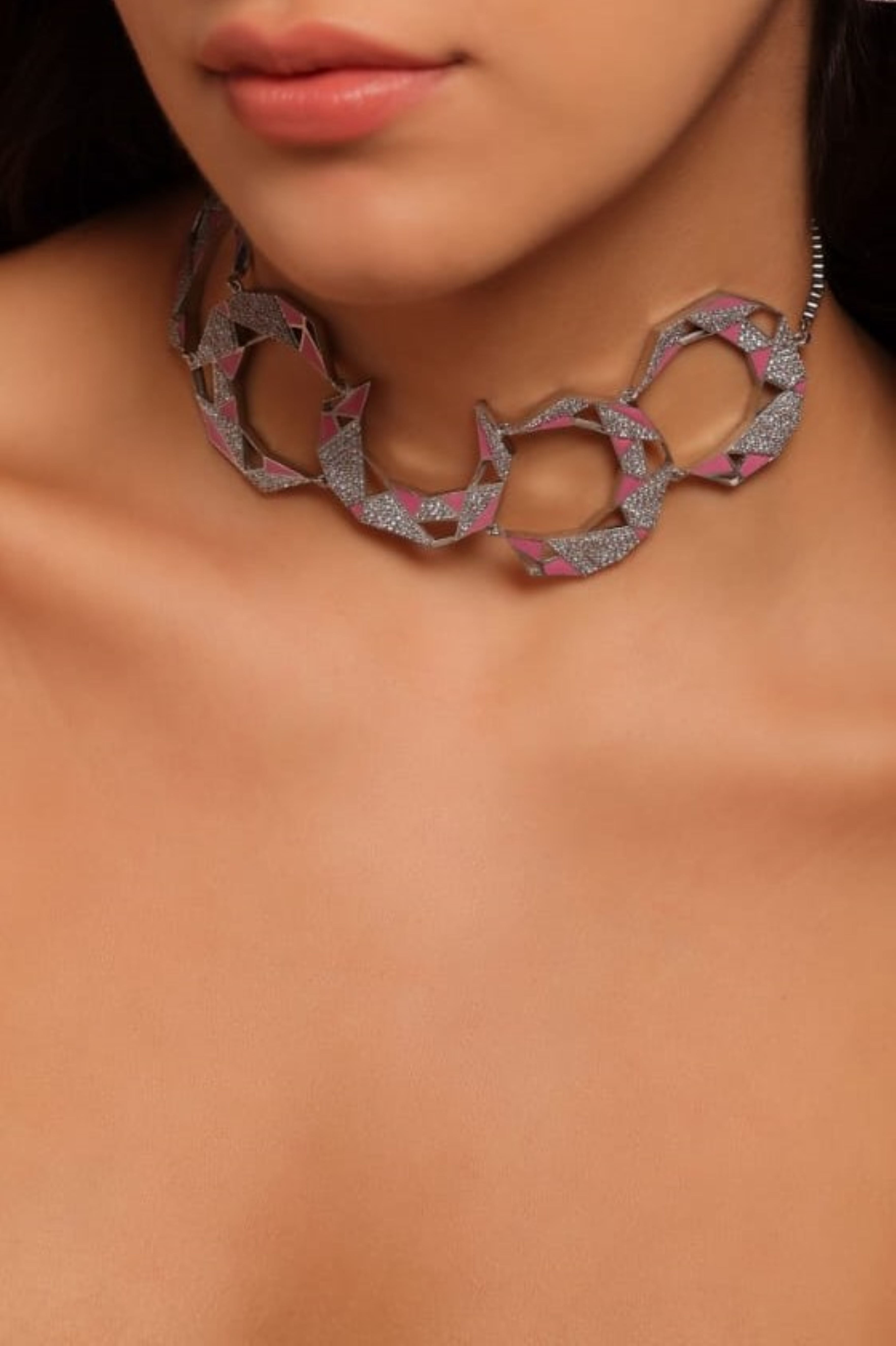 CROISSANT NECKPIECE