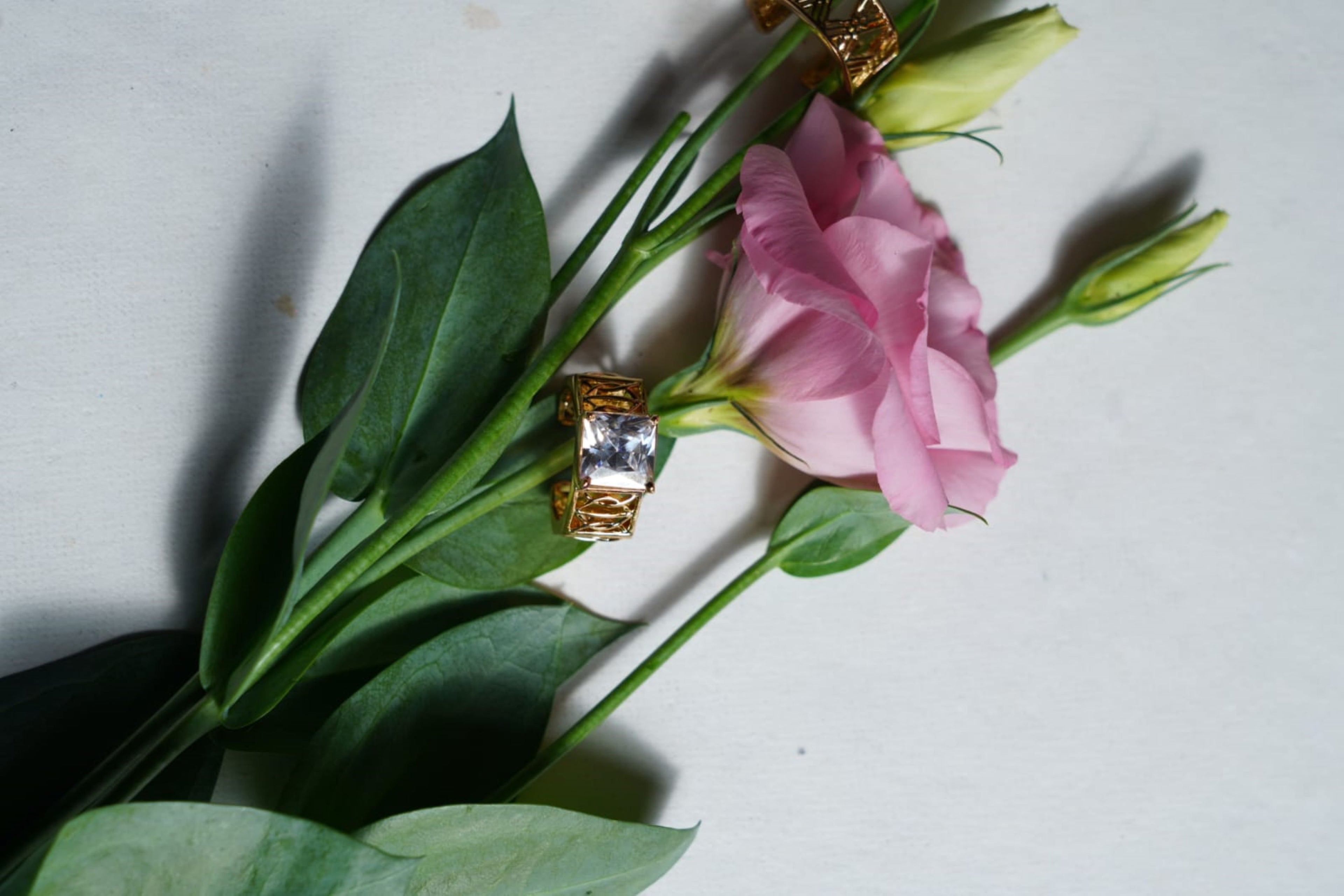 SPACED RING