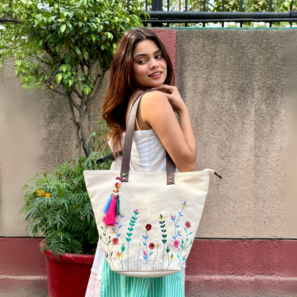Bloom tote
