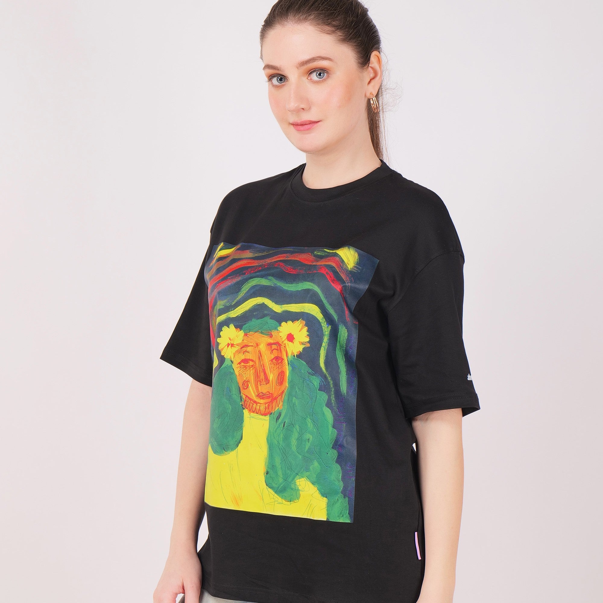 Straight Outta Gallery - Unisex Tee