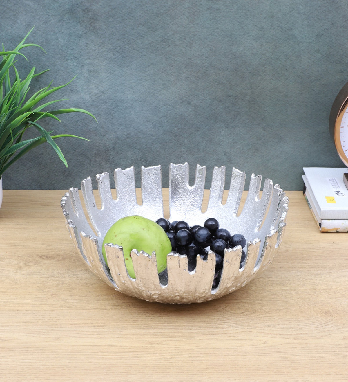 Amaya Decors Silver Striped Aluminium Fruit Bowl