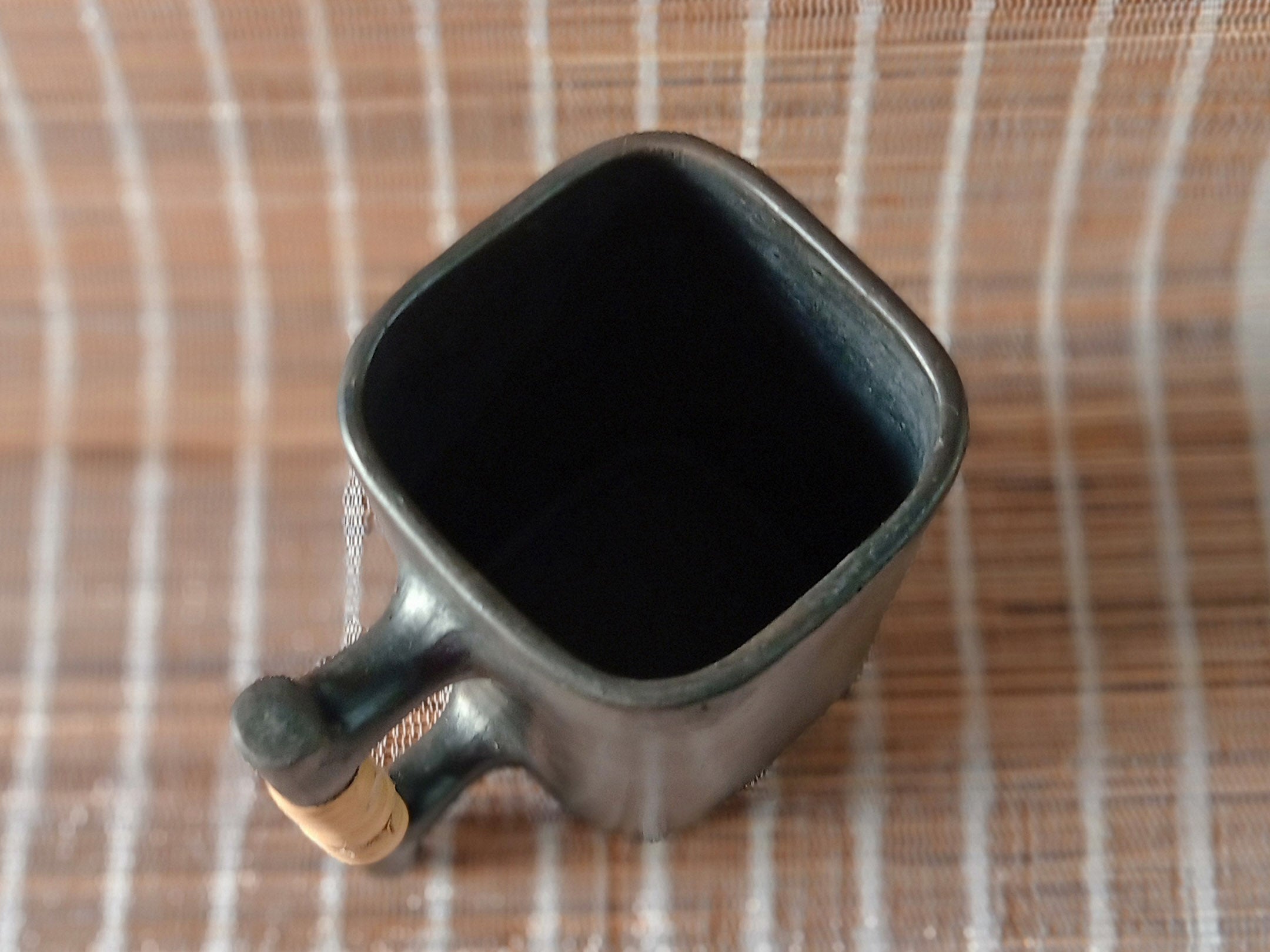 Longpi Black Pottery Beer Mug Large Square
