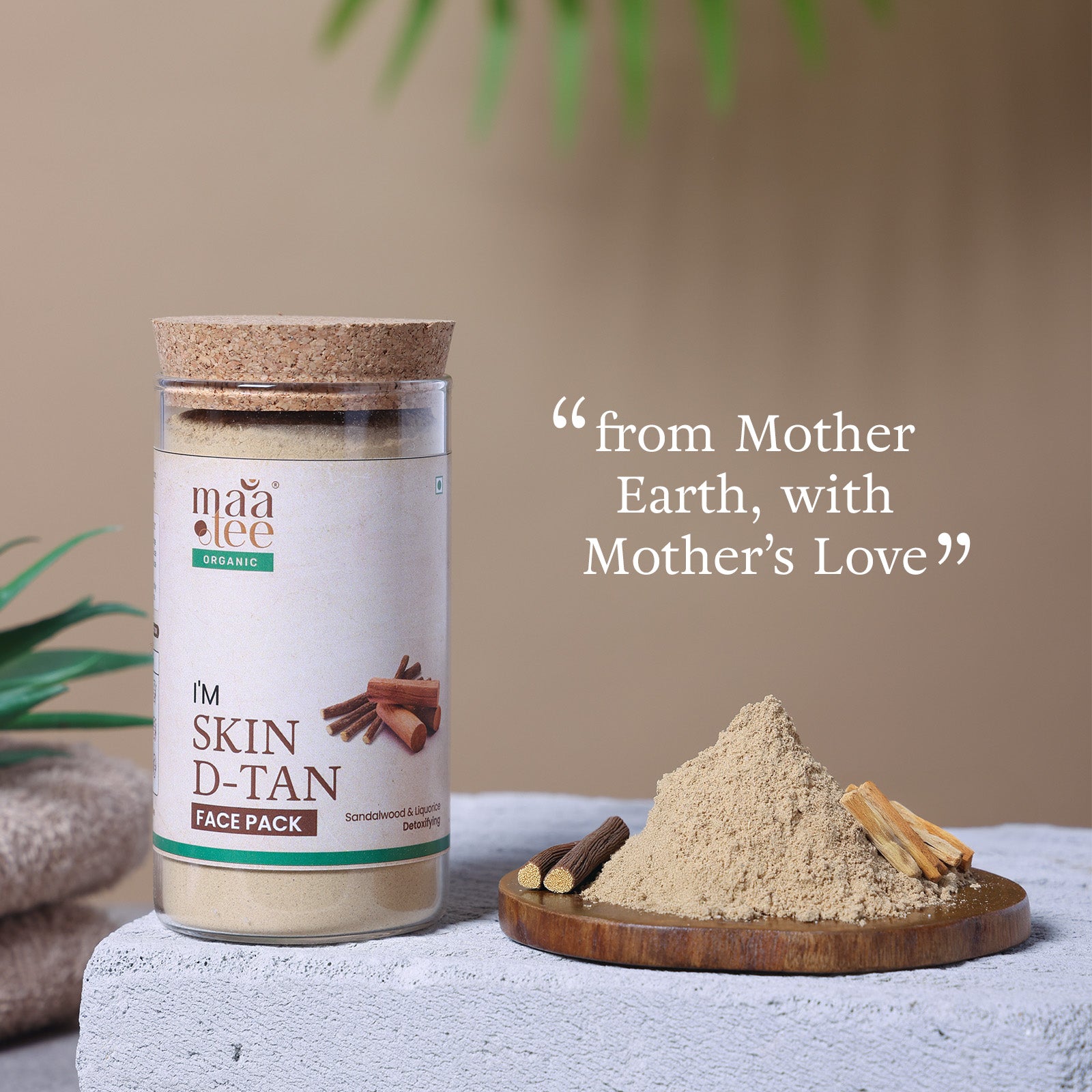 I'm Maatee Organic Skin D-Tan Powder Face Pack
Detoxifying with Sandalwood + Licorice