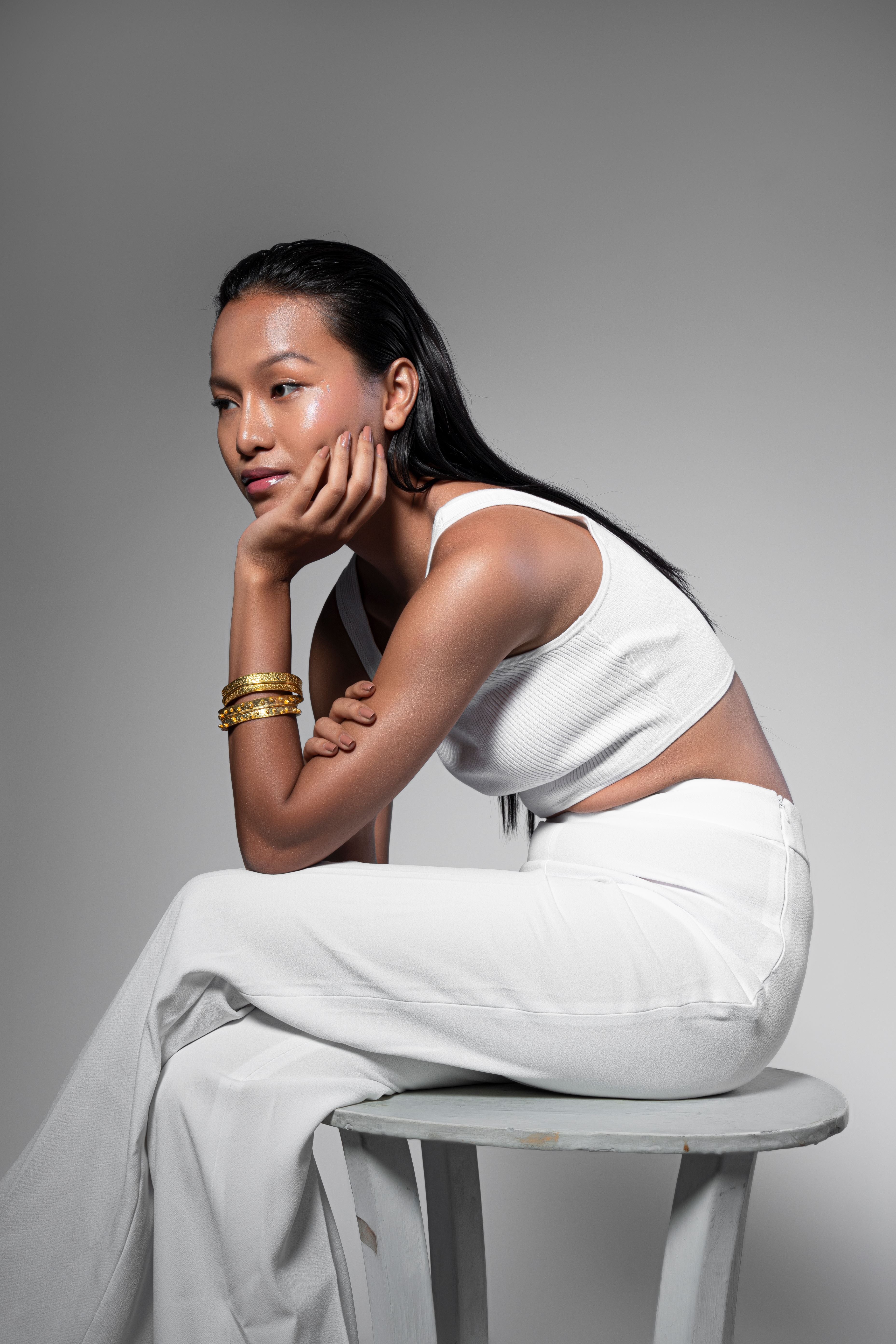 Dira Bangle Morning Dew Gold Tone - Set of 2