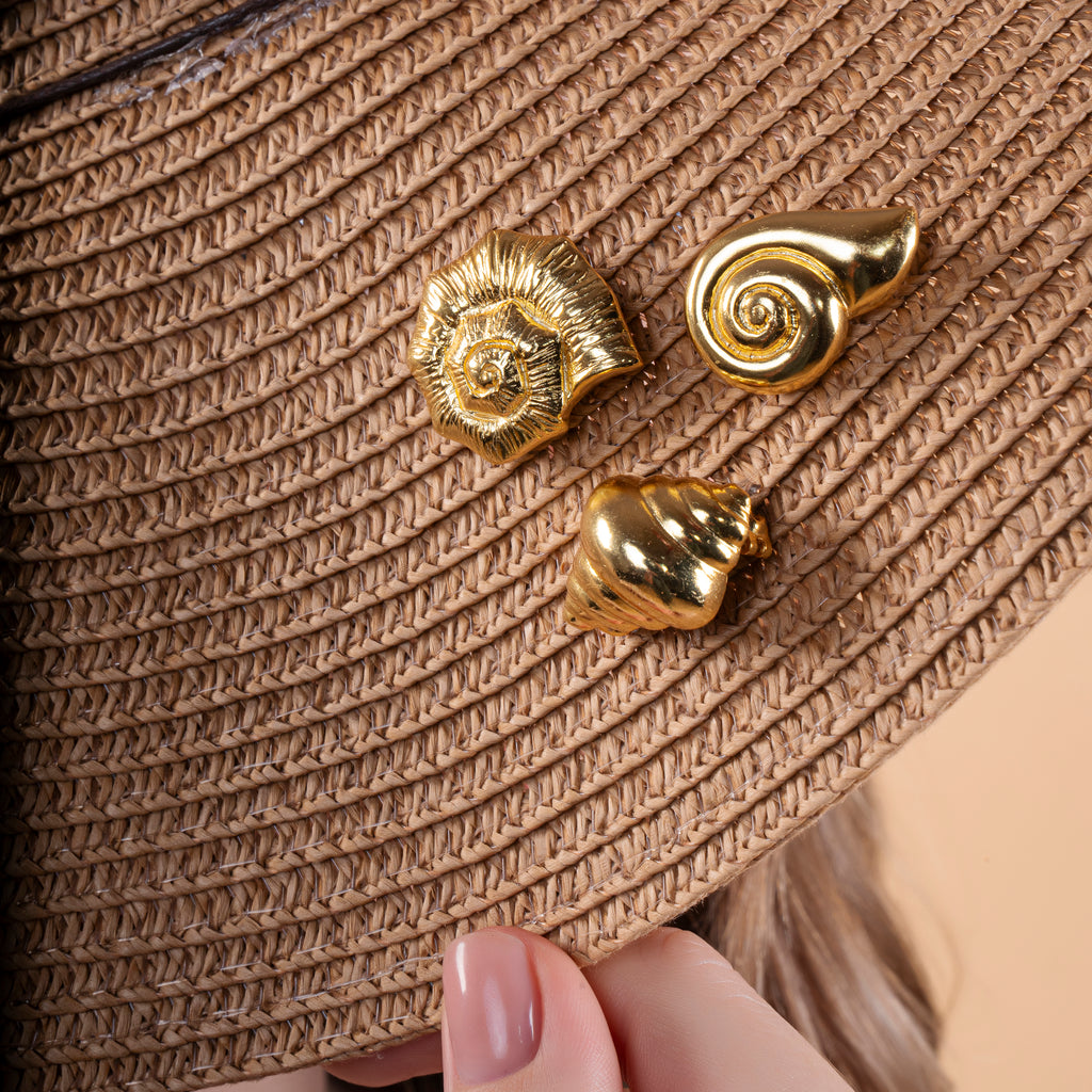 Tulip Shell Brooch - Gold Tone