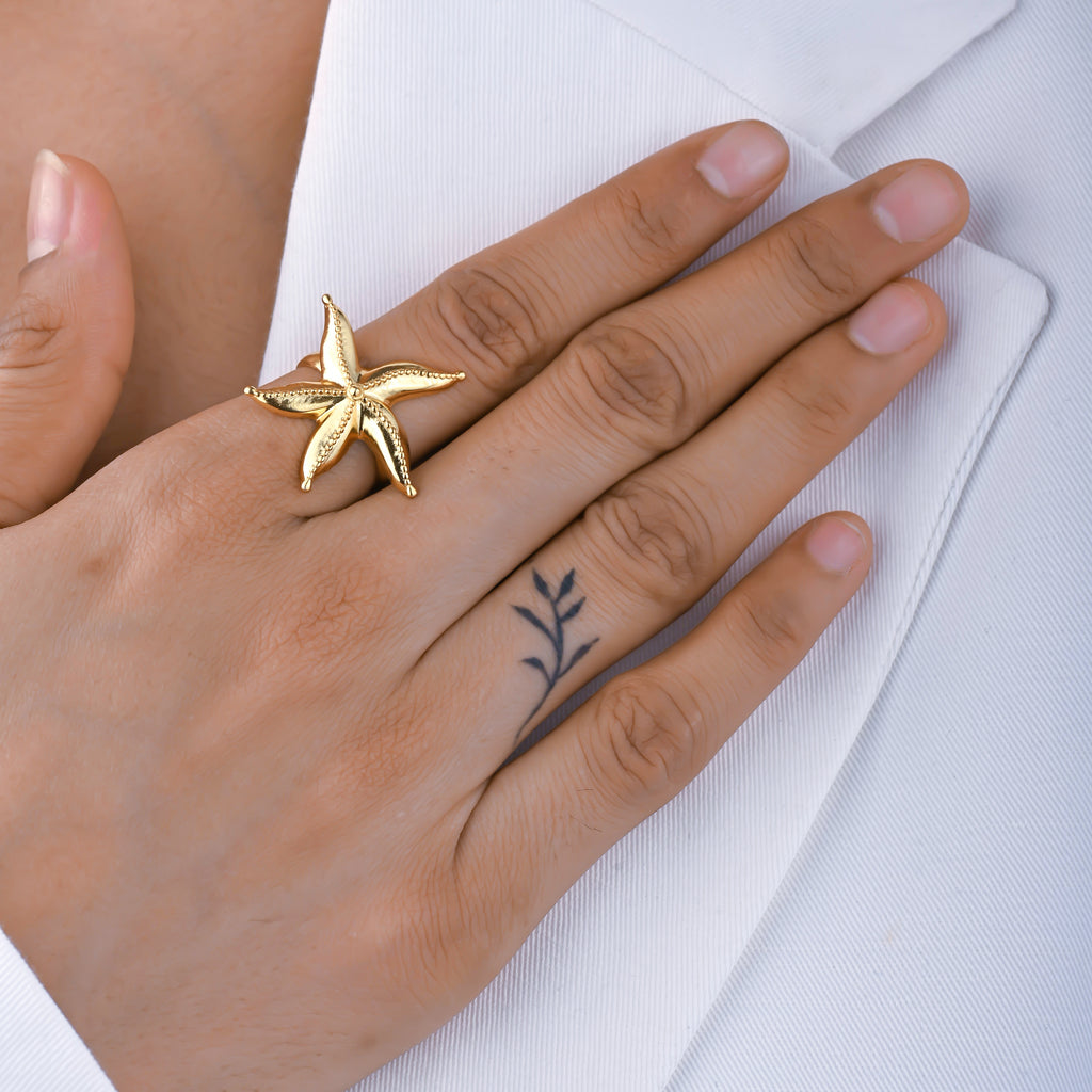 Sea Star Ring Gold Tone