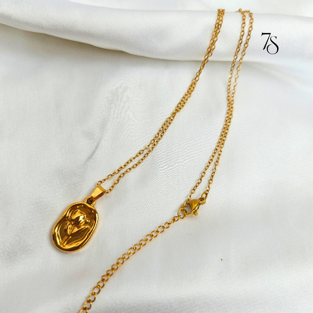 Golden Muse pendant
