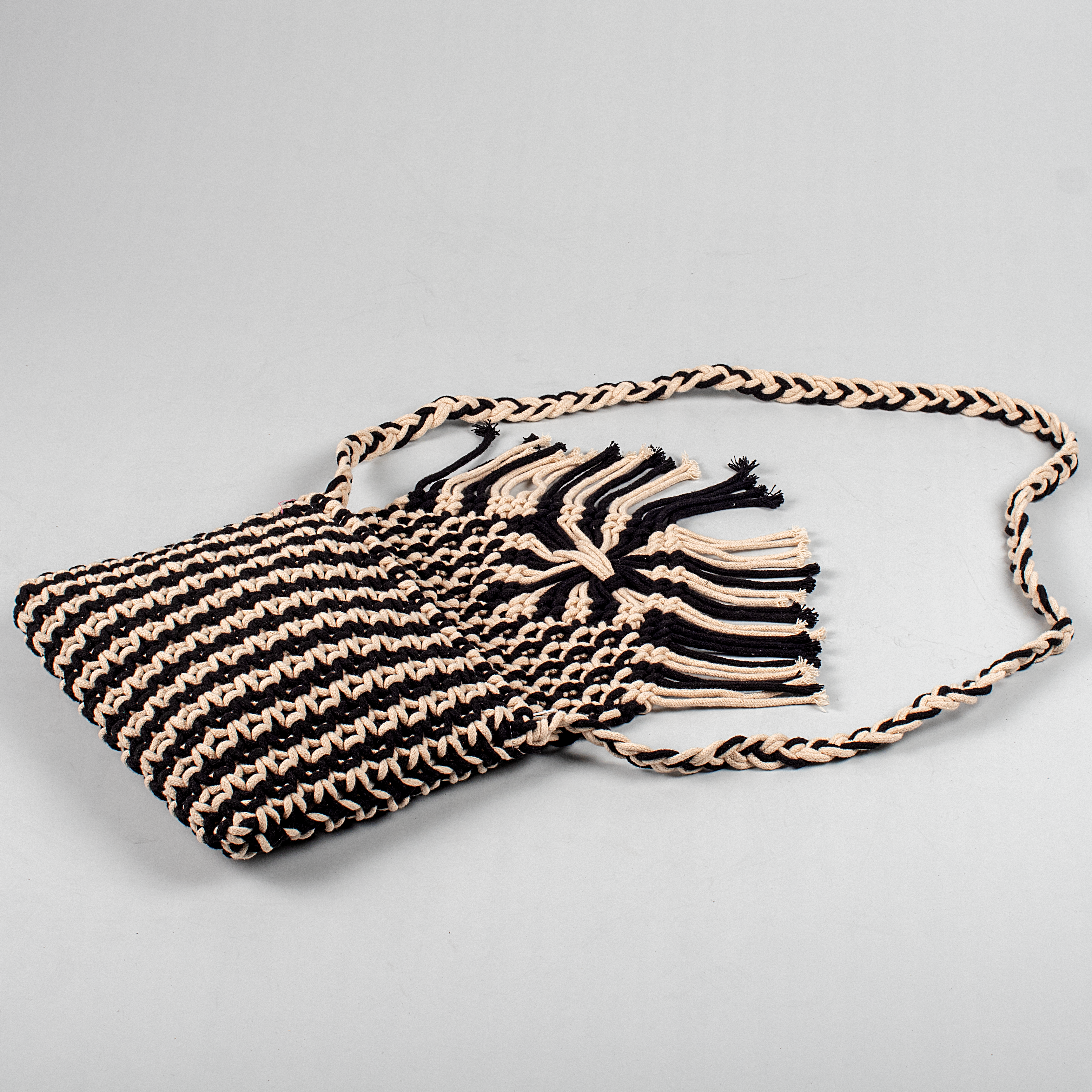 Primrose Sling Bag
