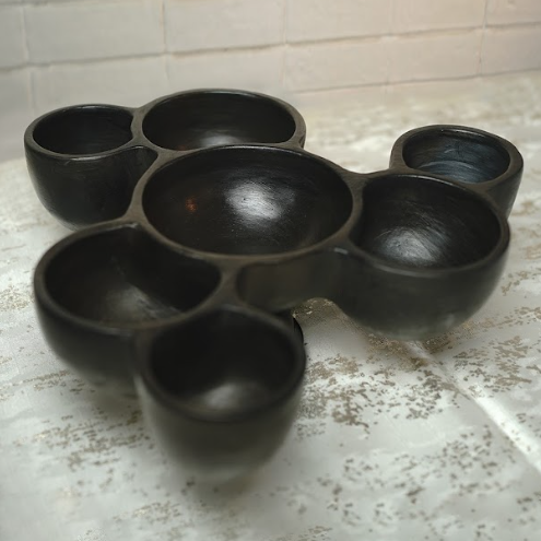 Honeycomb Cave Display Plate