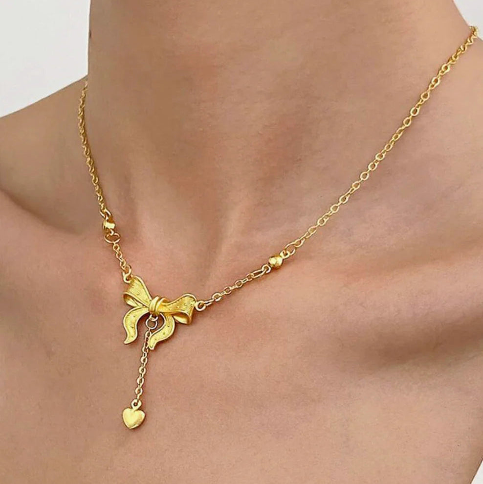 Bow & Heart Necklace
