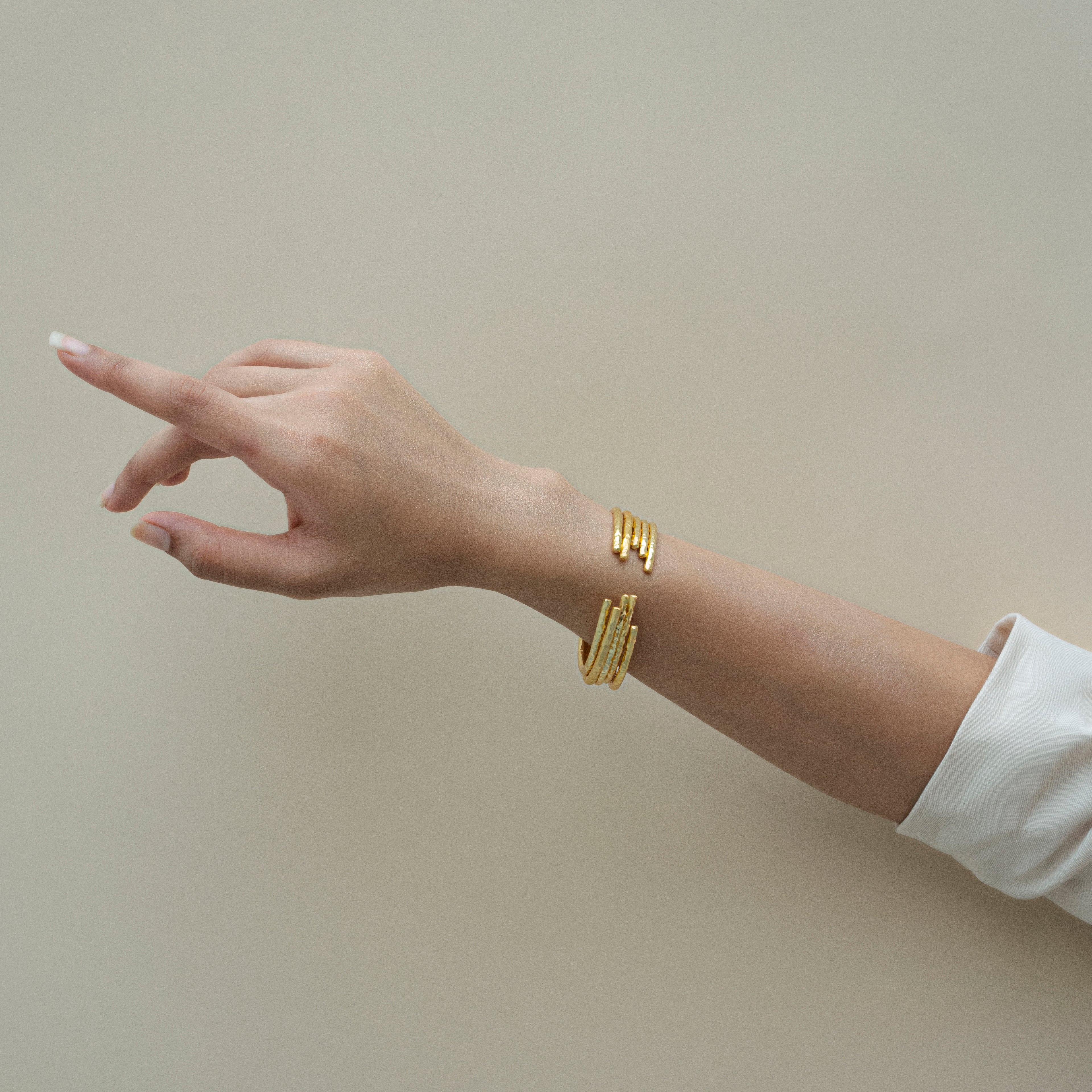 Empress Bangle Plain - Gold Tone - Set of 3