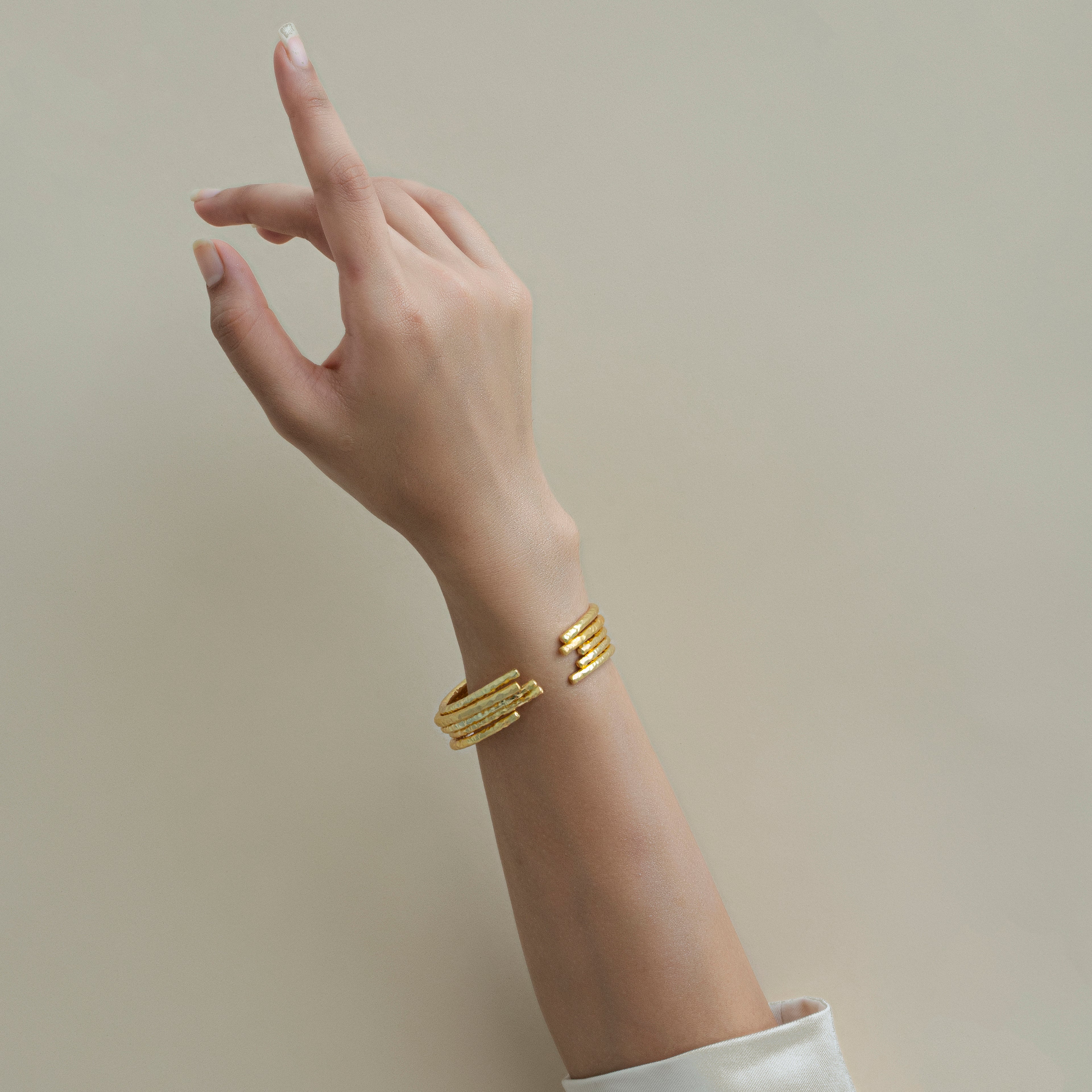 Empress Bangle Plain - Gold Tone - Set of 3