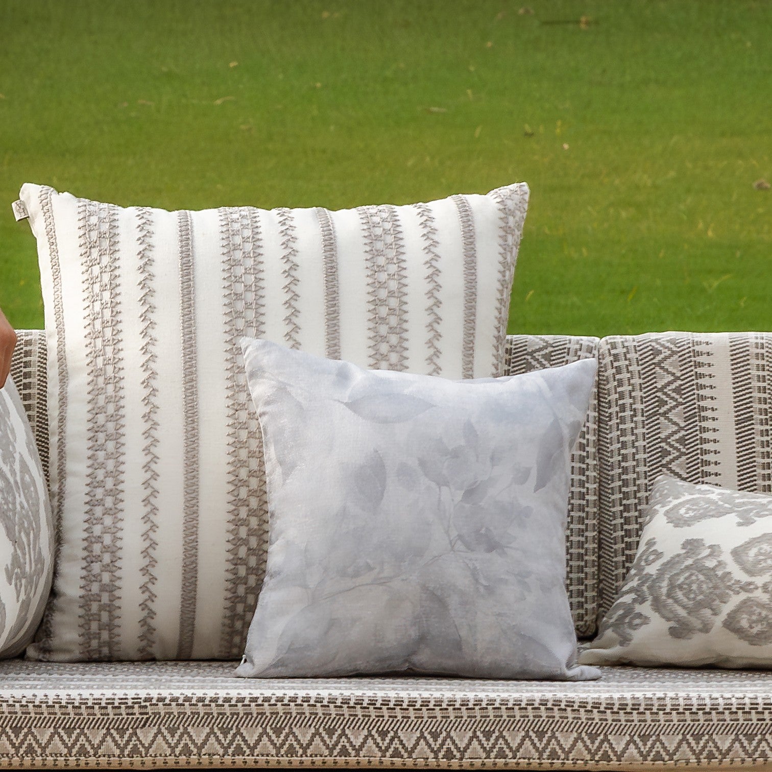 paros Cushion